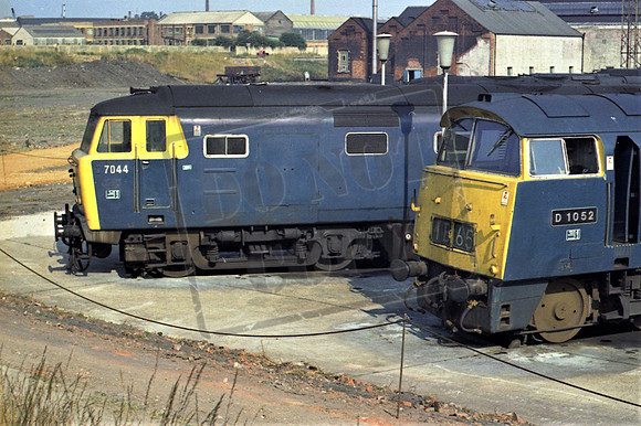 7044 MH OLD OAK COMMON