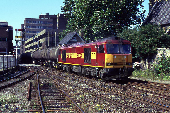 60024 (Cat No TTR2845)  Lincoln on 6E82 Colwick - Lindsey tanks 7-8-1997 Michael Hill