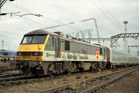 90126 MH CREWE 26-8-1995 MARTIN HIGH