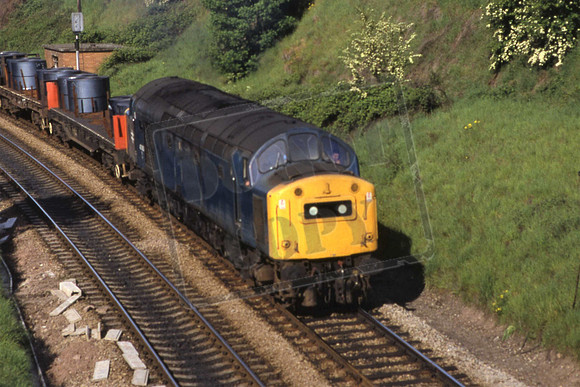 40060 UN HEREFORD Llanwern to Dee March steel. 30-5-1984