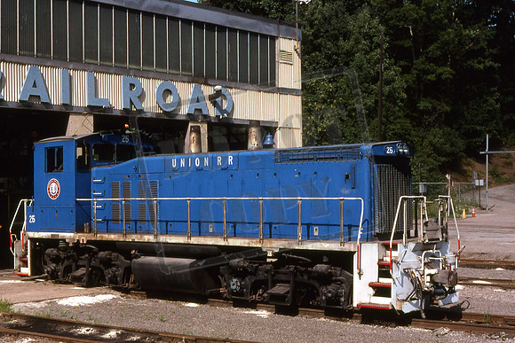 25 UN25 MP15DC UNION RAILROAD HALL, PA. 20TH JULY 2005. GORDON LLOYD JUNIOR