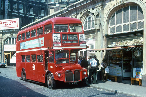 701DYE LT AEC ROUTEMASTER RM1701 VICTORIA 1977