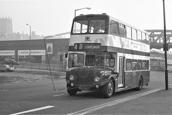 DAU352C NOTTINGHAM CORPORATION AEC RENOWN No352 10-10-1975