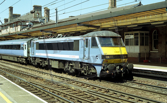 90 015 ipswich 17 6 06 e