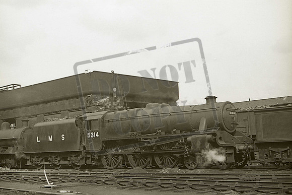 5314 LMS Stanier 4-6-0 At Bletchley (Cat No TTPS 5314) Shed 10-04-1948