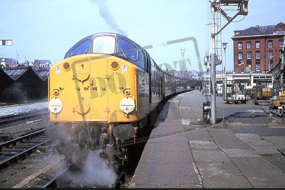40120 UN HOLYHEAD 1979