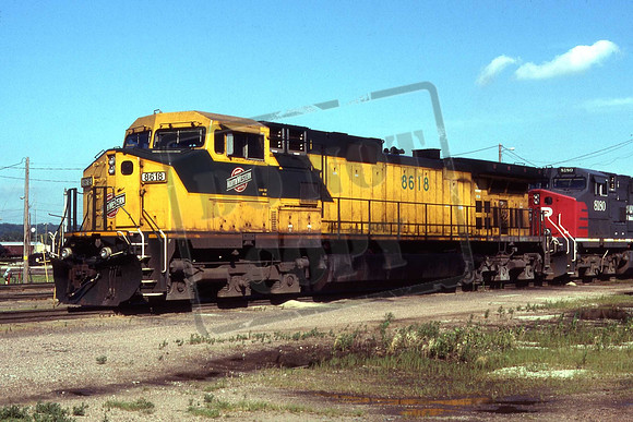 8618 CNW8618 C44-9W CNW COUNCILL BLUFFS IA. 8TH JULY 1998 KEN CHURCH