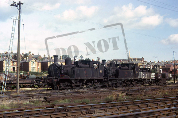 W32 BONCHURCH & W29 ALVERSTONE (Cat No IOW32) IOW Ryde Shed c1962