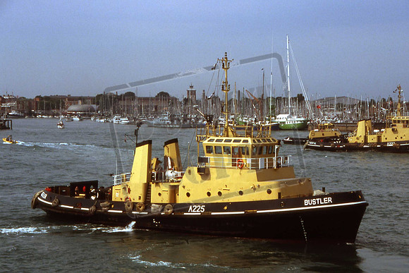 A225 BUSTLER PORTSMOUTH 2005