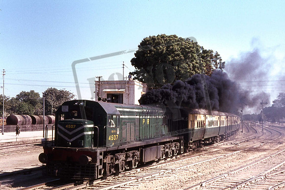 4507 PAK4507 PAKISTAN MIRPUR KHAS 28-11-1977