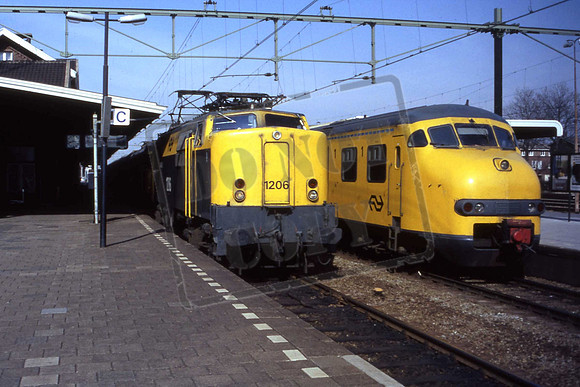 DUT 1206 ROERMOND ON CEMENT 20-03-1993 STEVE DAVIES