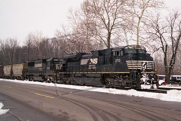 NS2713 & NS6618 SD70M & SD60 NEW HAVEN IN.MARCH 2008 TOM WILSON
