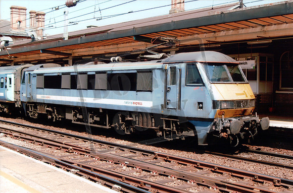 90 010 ipswich f