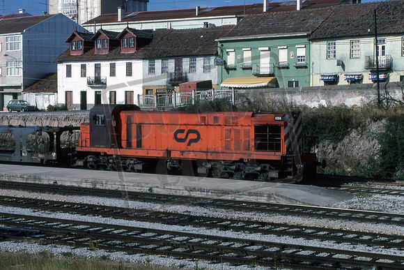 1558 POR  1990