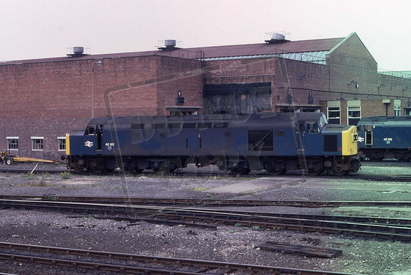 40192 & 45150 Gateshead August 1982 (Cat No UN40192)