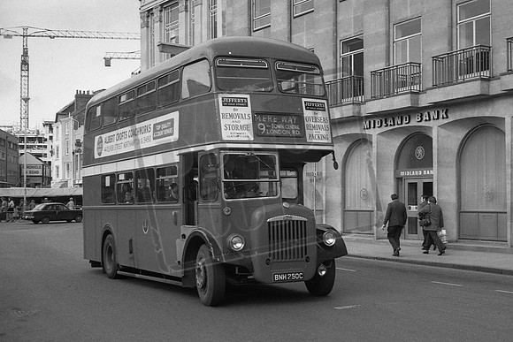 BNH250C NORTHAMPTON CORPORATION DAIMLER CVG6 250 NORTHAMPTON 16-3-1974