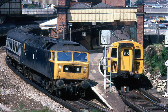 TTR10037 47297 & EMU 7734 (Cat No TTR10037) Bournemouth. 47 on Poole-Newcastle 19-08-78 David Canning