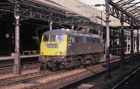 TTR10059 83013 (Cat No TTR10059) Crewe Station 16-09-78 David Canning