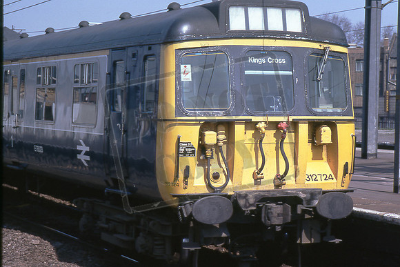 TTR10269 312724 (Cat No TTR10269) Finsbury Park 10-04-80 David Canning