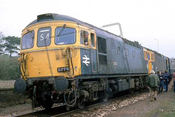 TTR10083 33118 33059 AXMINSTER 29-4-78 DMC