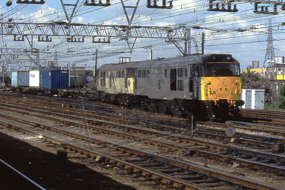 1-33 31308 31294 Freightliner at Stratford bound for Felixstowe 03-07-1990 Ian Ball