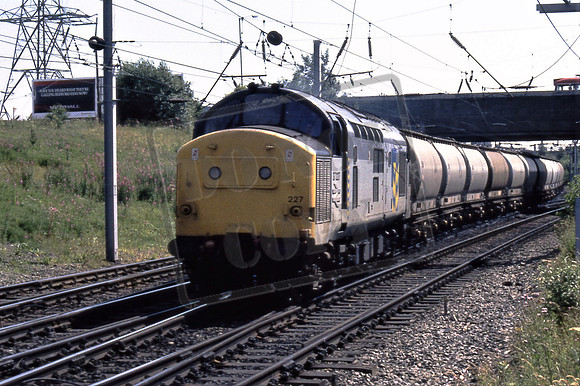 3-15 37227  (Cat No 3-15)Mossend North Junction on Alcan PCAs from Teeside 18-07-90 Ian Ball