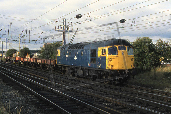 11-19 26027 (Cat No 11-19) Mossend on 5 SPAs. 12-09-90 Ian Ball