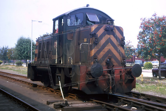 d2994 (Cat No UN2994)Southampton Docks 1970_out