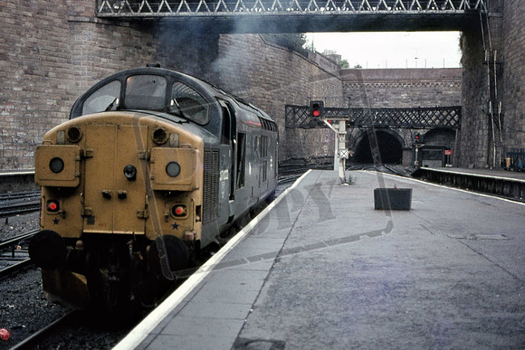 37022 (Cat No JSM37022) GLASGOW QUEEN STREET 1984