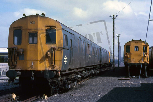 004 & 1132 (Cat No JSMEMU004) EMU & DEMU EASTLEIGH 1986