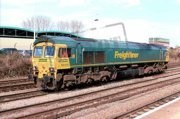 66 510 westbury d