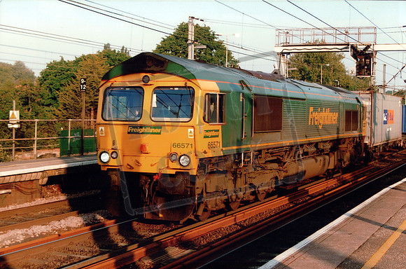 66 571 ipswich e