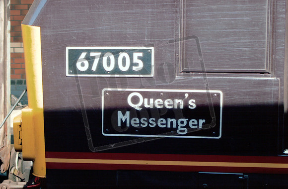queens messenger