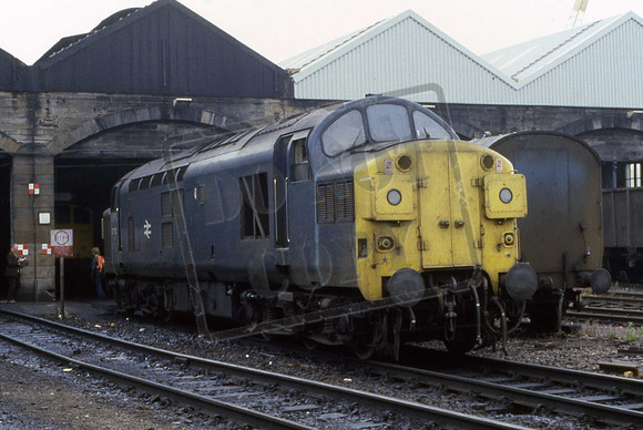 37105 (Cat No UN37105) Motherwell MPD 21-08-1983