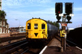 1125 (Cat No DEMU1125) Class 205 3H. Portsmouth Harbour 13-08-1981