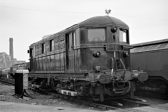 No1 JOHN LYON EX METROPOLITAN LONDON TRANSPORT NEASDEN WORKS 18-5-1968