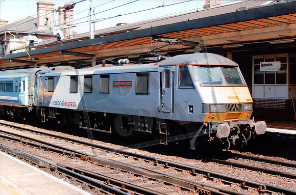 90 015 ipswich d