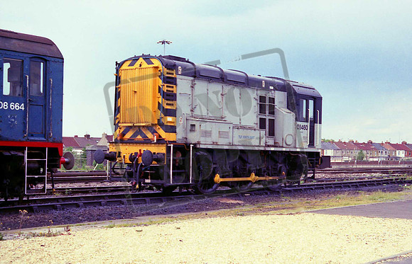 08460GH GARRY HOLLAND