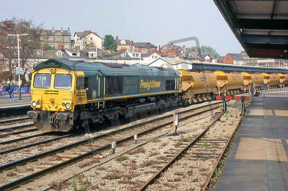 66619UN NEWPORT 27-4-2007 DOWN HOPPERS