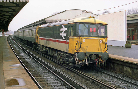 73132UN BASINGSTOKE 10-3-1988