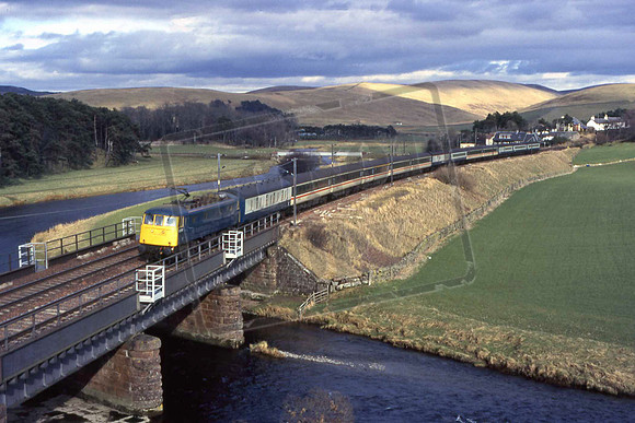 85013UN CRAWFORD 1988