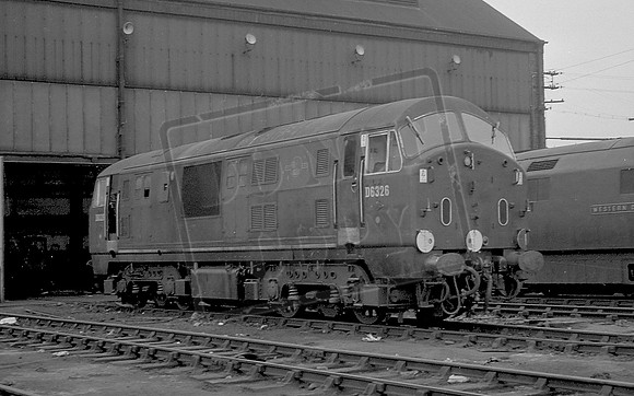 6326 TTP OLD OAK COMMON BRIAN LOCKWOOD (C) TRANSPORT TOPICS