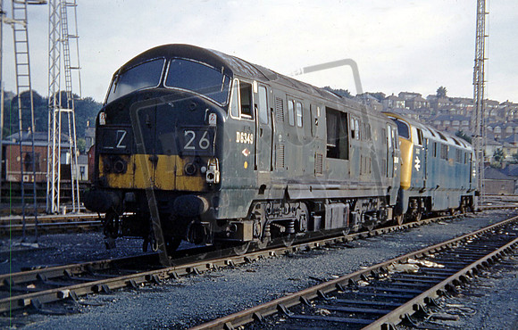 6349 D802 (Cat No UN6349) LAIRA 1969 UNKNOWN PHOTOGRAPER C) TRANSPORT TOPICS