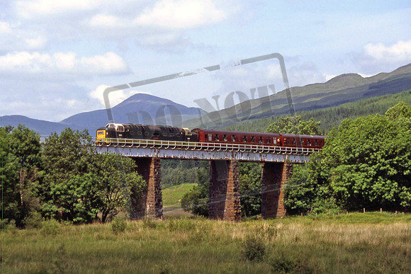 55009UN CRIANLARICH 25-6-2003