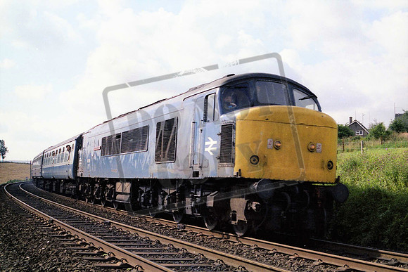 45118UN 07.05 LIVERPOOL-SCARBOROUGH AT SEAMER 12-08-1995