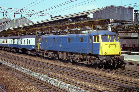 85006JG CREWE JOHN GRIFFITHS