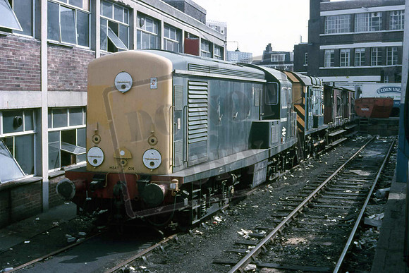 ADB968000 UN MARYLEBONE 15-3-1986