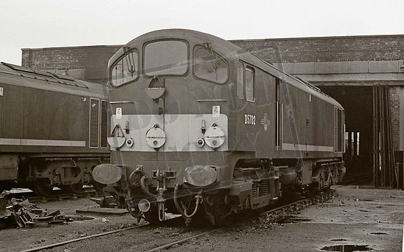 5702 TTP D5702 D5702 CARNFORTH 22-06-1968