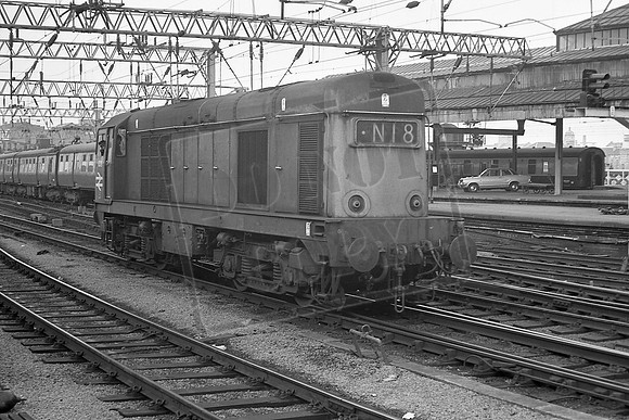 8319 TTP GLASGOW CENTRAL JULY 1972