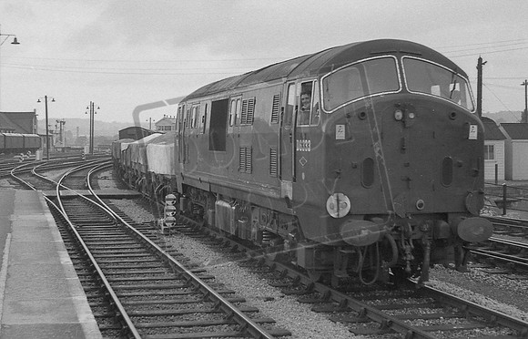 6333 TTP Newton Abbot looking east.